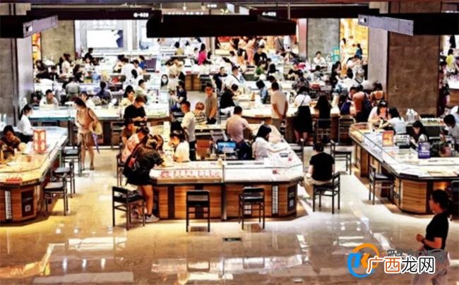 金店狂飙抢了中介的风头 为什么黄金越来越受欢迎