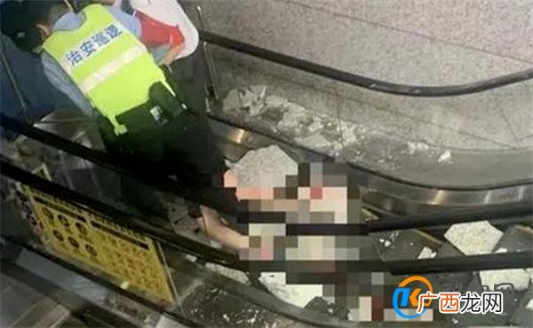 重庆地铁站石砖脱落砸中孕妇 相关责任方回应态度引关注