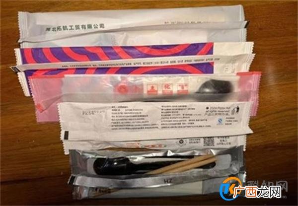 黑色餐具不能用 上海官方辟谣 监管不分颜色