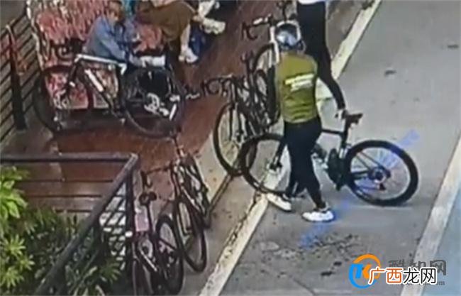 碰倒自行车被索赔38000元 经销商回应只换不补