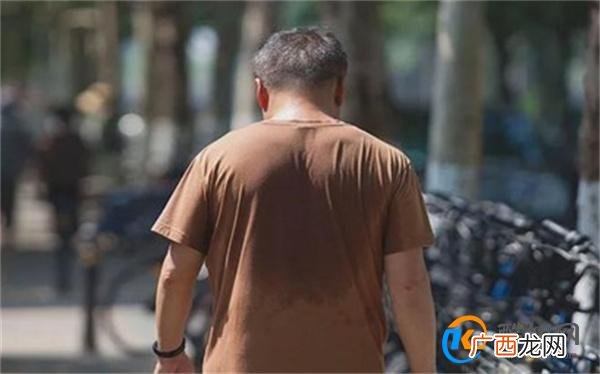东南亚多国体感温度超50℃ 高温持续